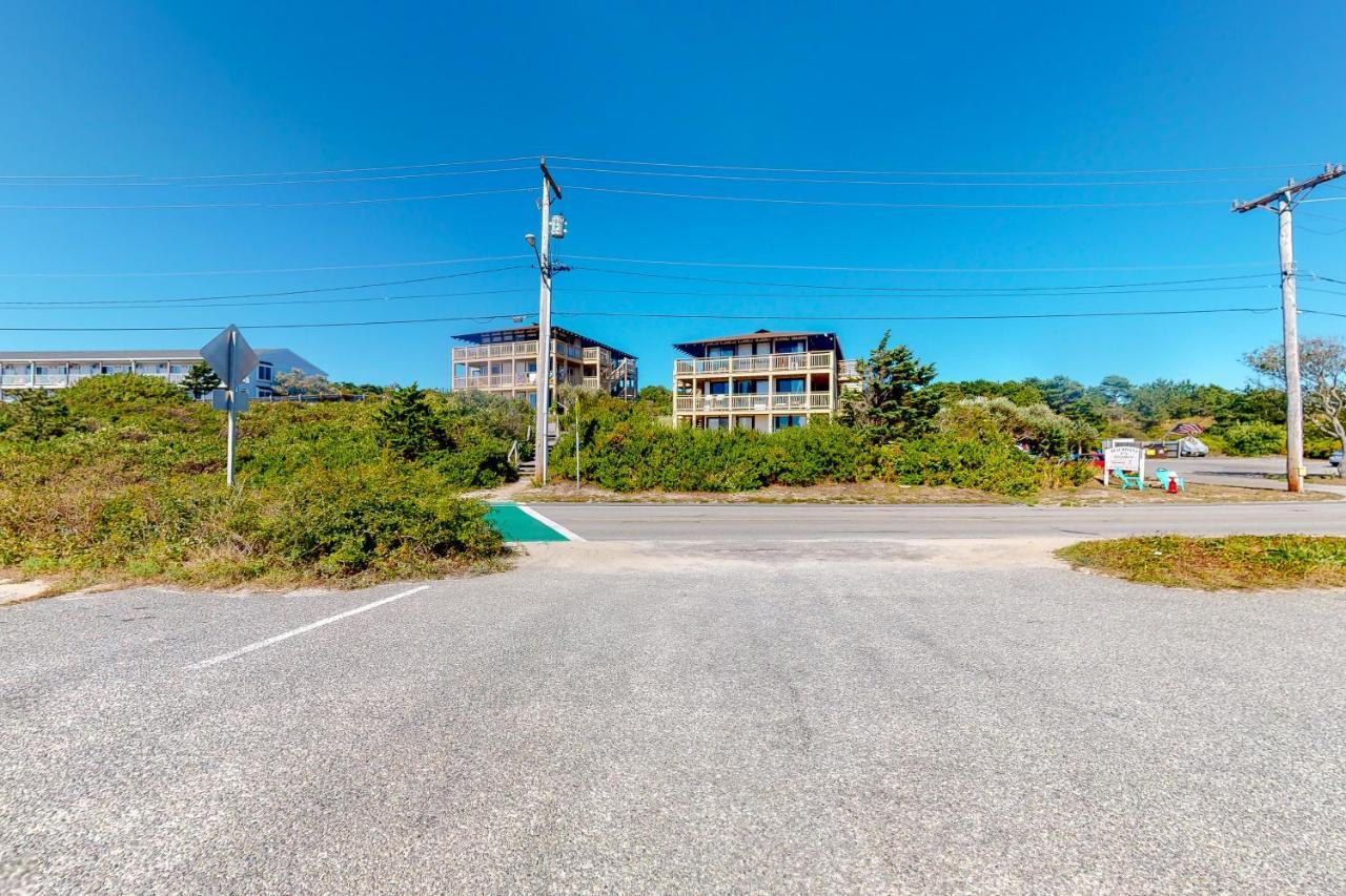 Sand & Beach Within Reach Hotel North Truro Exterior photo